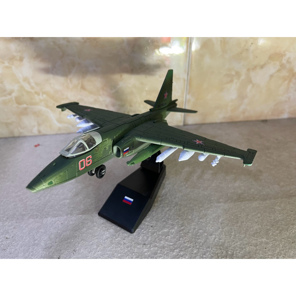 Sukoi SU-25 เครื่องพลาสติก SU-57 รุ่น 1:72