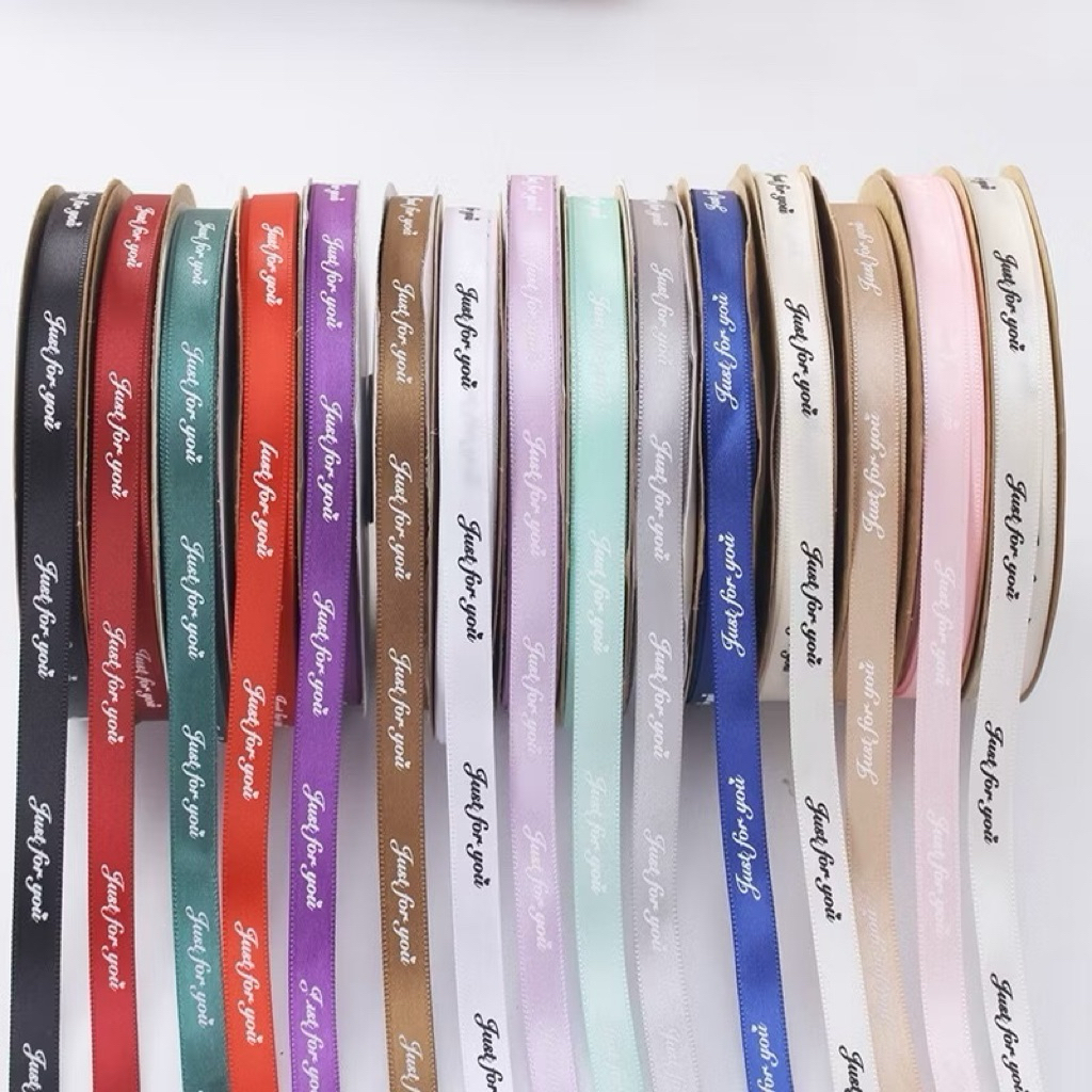 ขายส่ง Lot (10 ม้วน) Just For You Letter พิมพ์ผ้าไหมริบบิ้นยาว 1 ซม. 40Y ผ้าริบบิ้นสําหรับโบว์ตกแต่ง