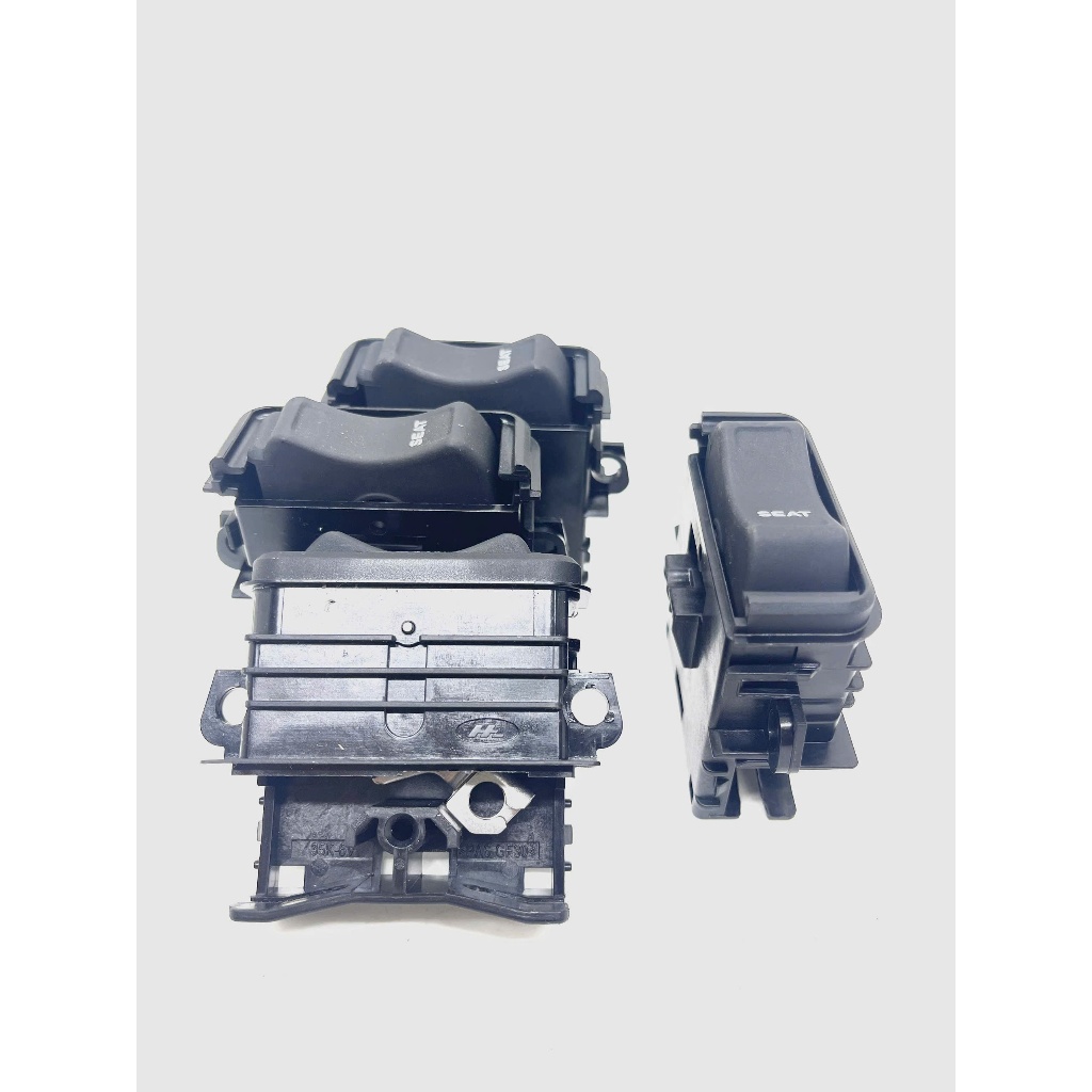 ปุ่มอานเปิดท้าย Vision 2014-2021, SH Viet, Lead, SH Mode, Winner X 99% ใหม่แท้ Honda