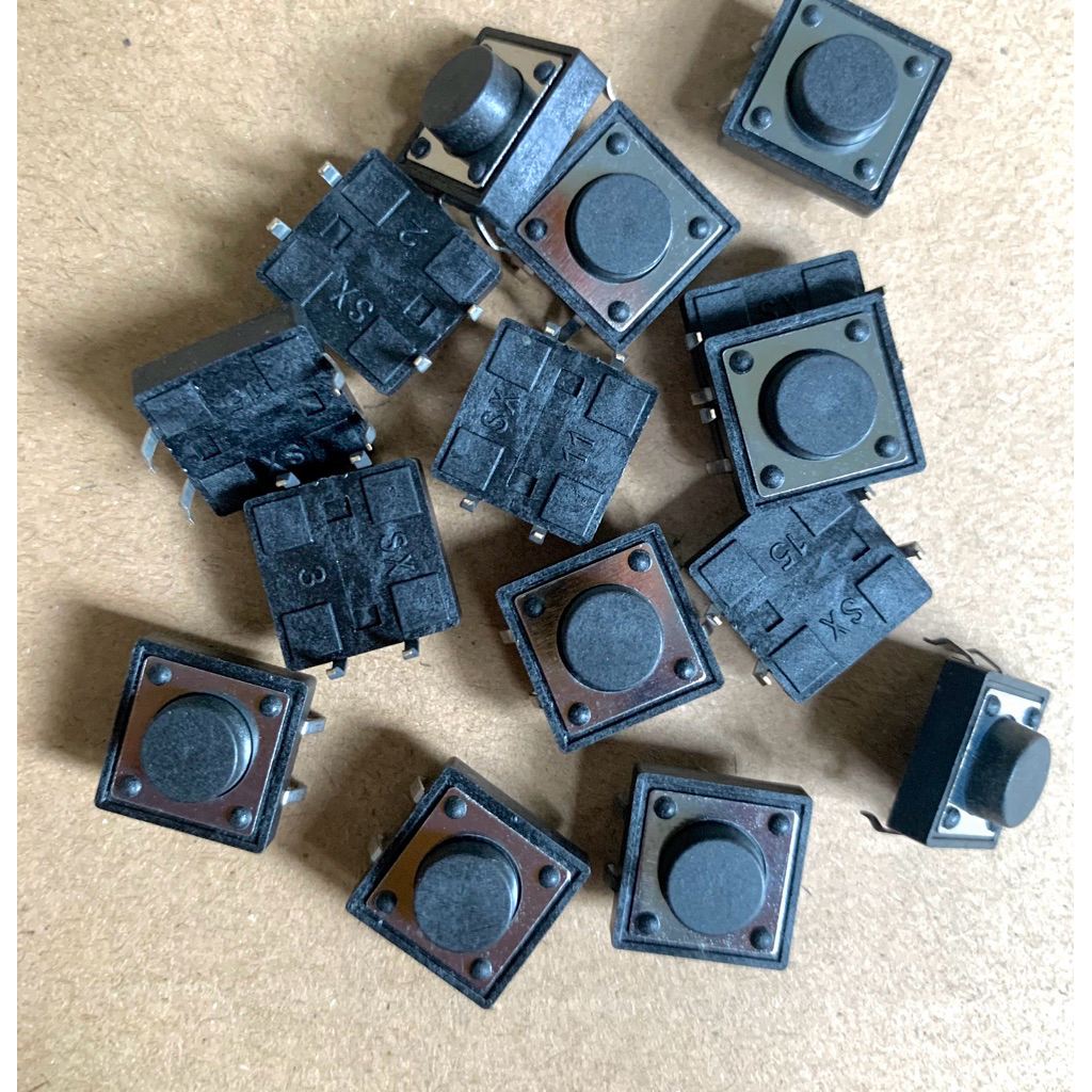 Combo 30c ใหม่ 12x12x6h ปุ่มกด 4 ขา