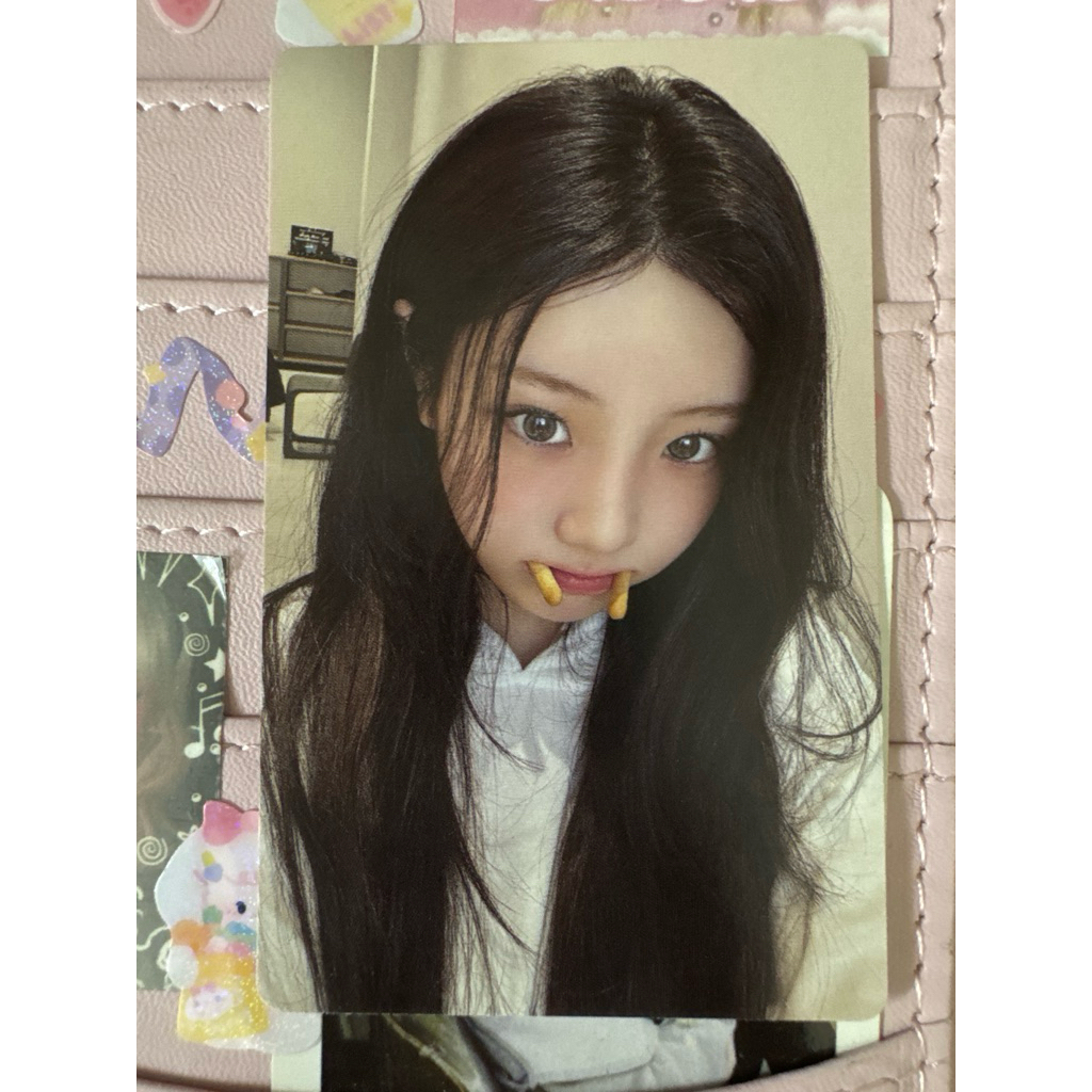 รูปภาพ/การ์ดรูปถ่าย/การ์ดรูปถ่าย/การ์ดมุมมน รุ่น Illit weverse