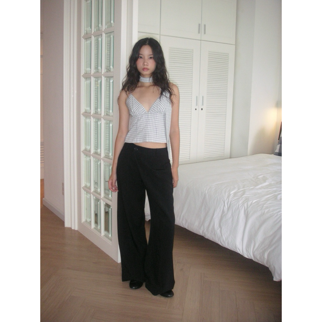 MADELYN TOP - เสื้อกล้ามลายทาง Miyou พร้อมผ้าพันคอ