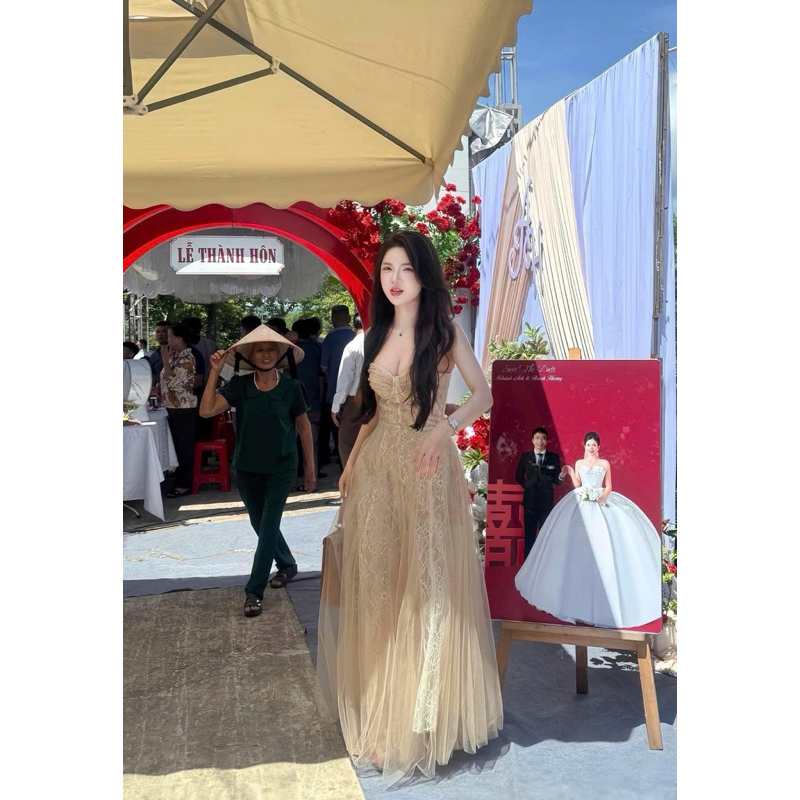 สินค้ามาตรฐาน Chou ChouChou LINLUXE เดรสลูกไม้จับจีบ