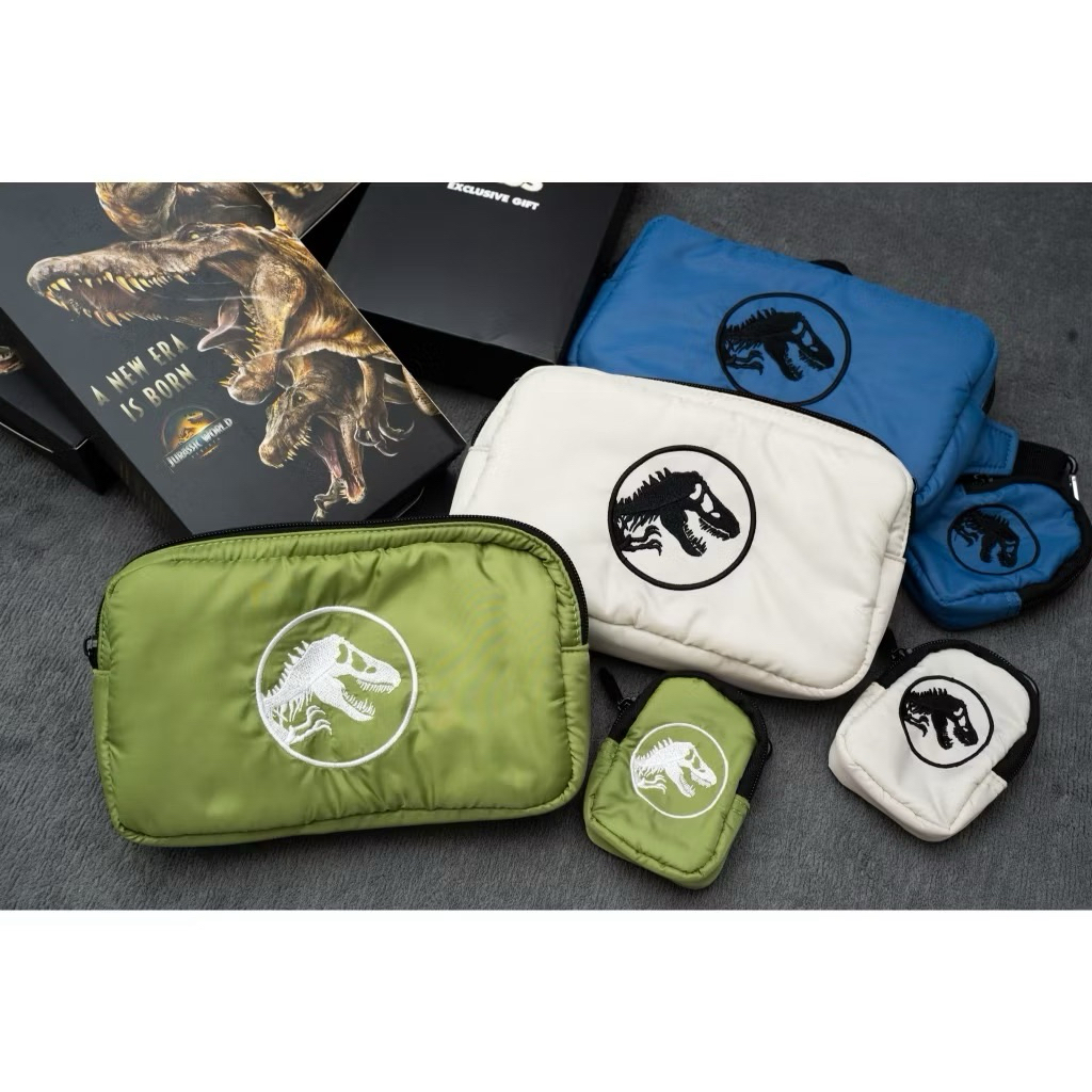 EXCLUSIVE LONG FRAME BAG จาก Universal Pictures Jurassic World BAG Dinosaur World BAG