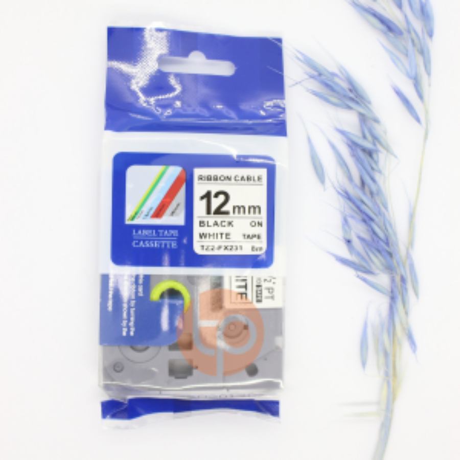ป้ายพิมพ์ลาย TZ2-FX231 กว้าง 12 มม. ข้อความสีดําบนพื้นหลังสีขาว (Black on White) ยืดหยุ่นสูง ป้ายหลา