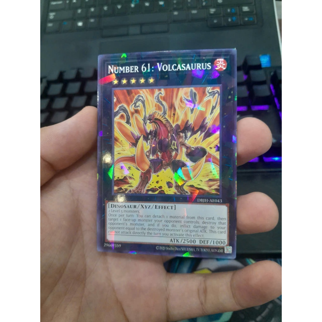 [ 20250819 ] การ์ด Yugioh DBJH-AE043 หมายเลข 61: Volcasaurus
