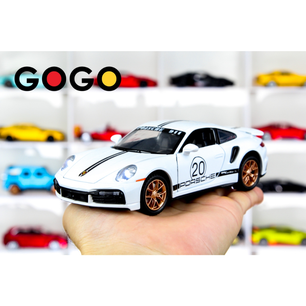 Porsche 911 Turbo S 1:32 รถโมเดลสีขาว