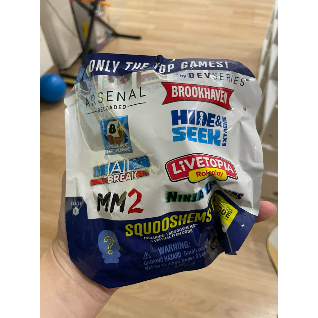 ของเล่น roblox ของแท้ Roblox DevSeries Squioshems