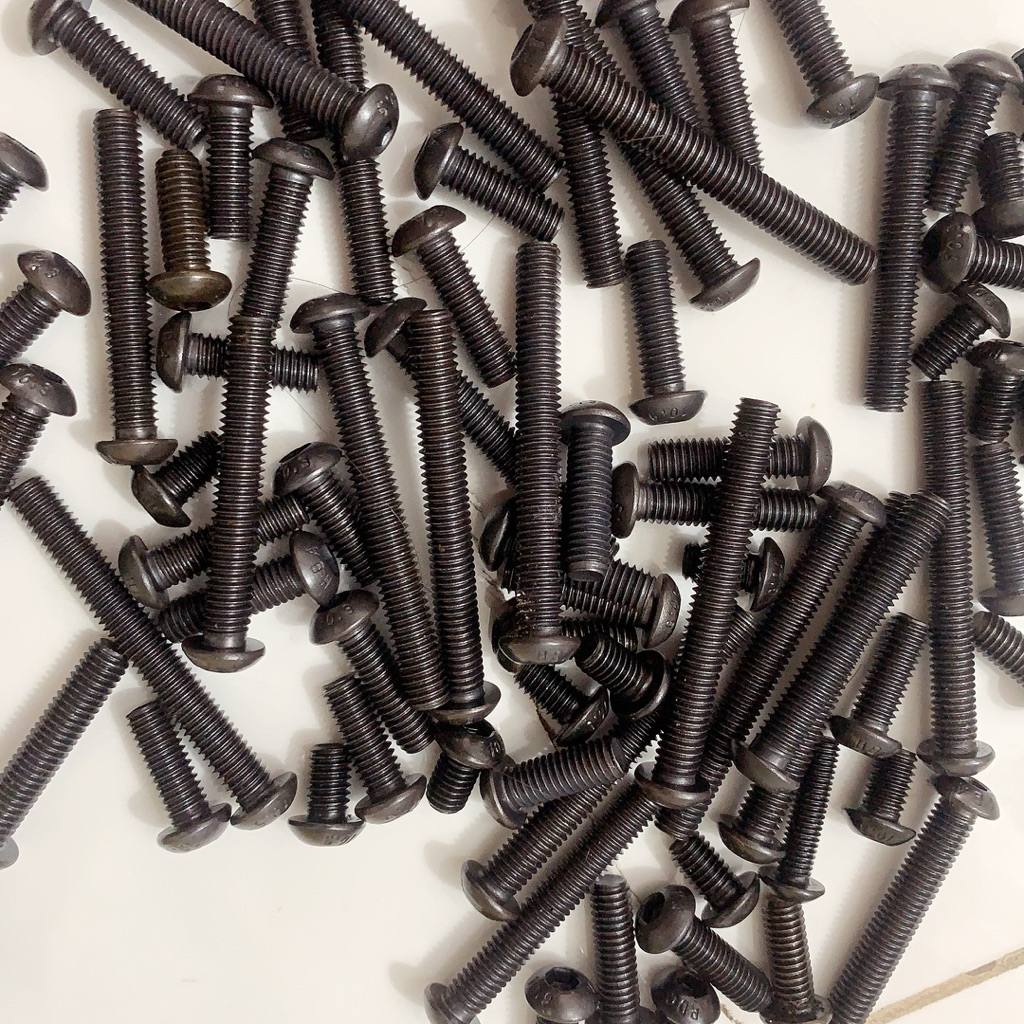 สลักเกลียว M6 5 ชิ้น 6li10mm->6li50mm พร้อมหัวหกเหลี่ยม