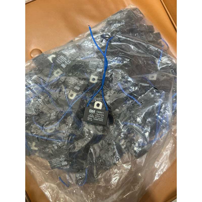 BACK OF 100 ชิ้น BM /, MF CAPA CAPA CAPA CAPA CAPA CAPA CAPAITOR 1.5MF, 2.5MF 4 00V