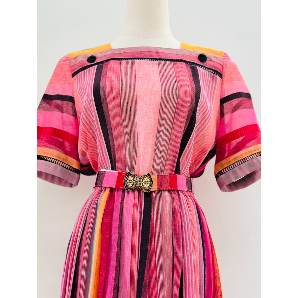 Cocomilan - เดรสจับจีบวินเทจคอเหลี่ยมแขนสั้น Size 9-11 Japanese Si 2hand