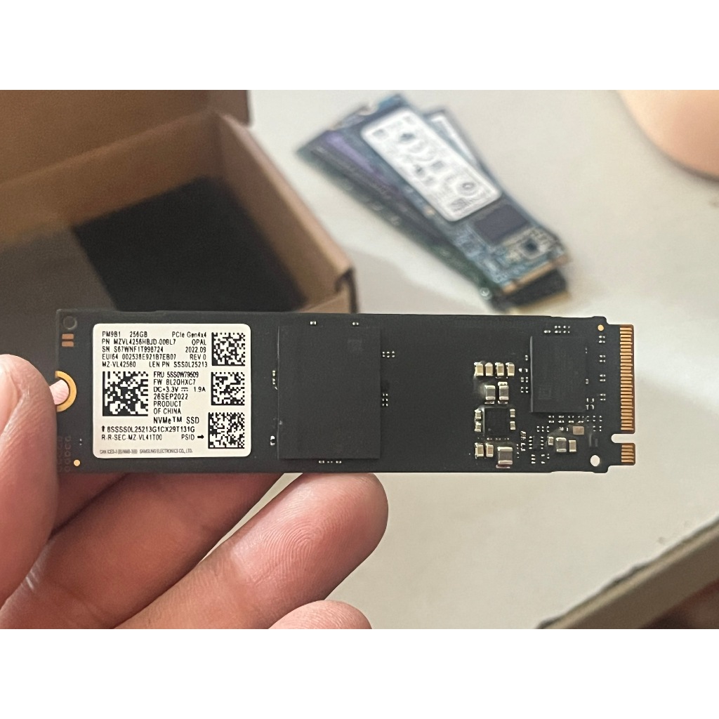 ขาย Samsung M2 NVMe PM9B1 256GB PCIe Gen4 x4 SSD ฮาร์ดไดรฟ์ ใช้ในสภาพเดิม สุขภาพ 9x