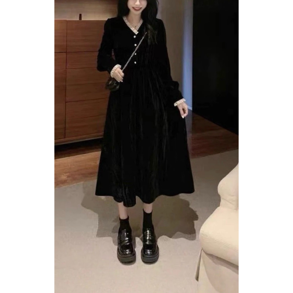 เดรสกํามะหยี่สีดํา - 2 Hands (Size S)