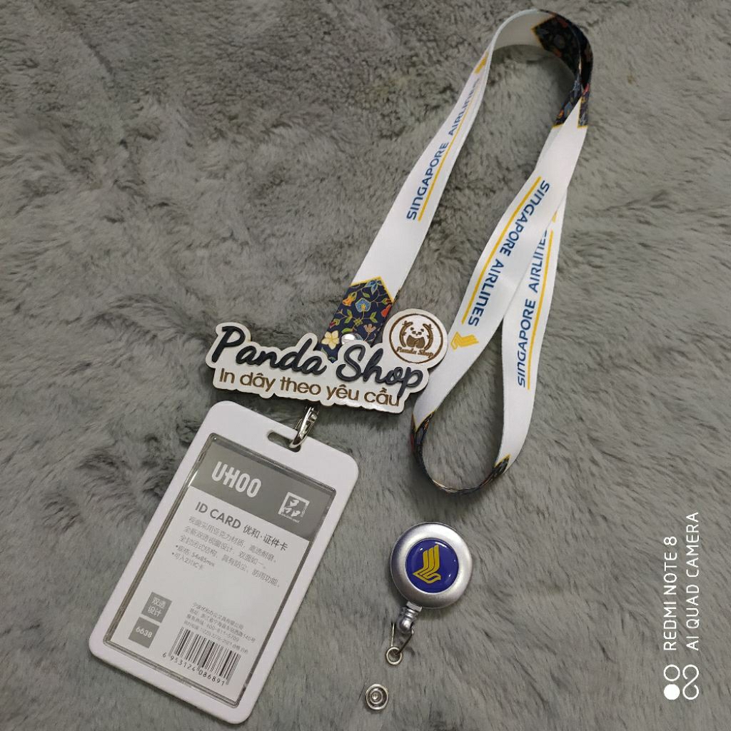 SINGAPORE AIRLINES CARD STRAP