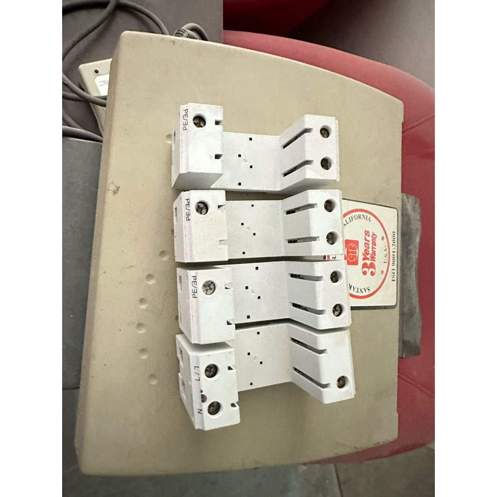 LIGHTNING PROOF BASE 2P, 4P AS, FS BG220- OBO GERMANY