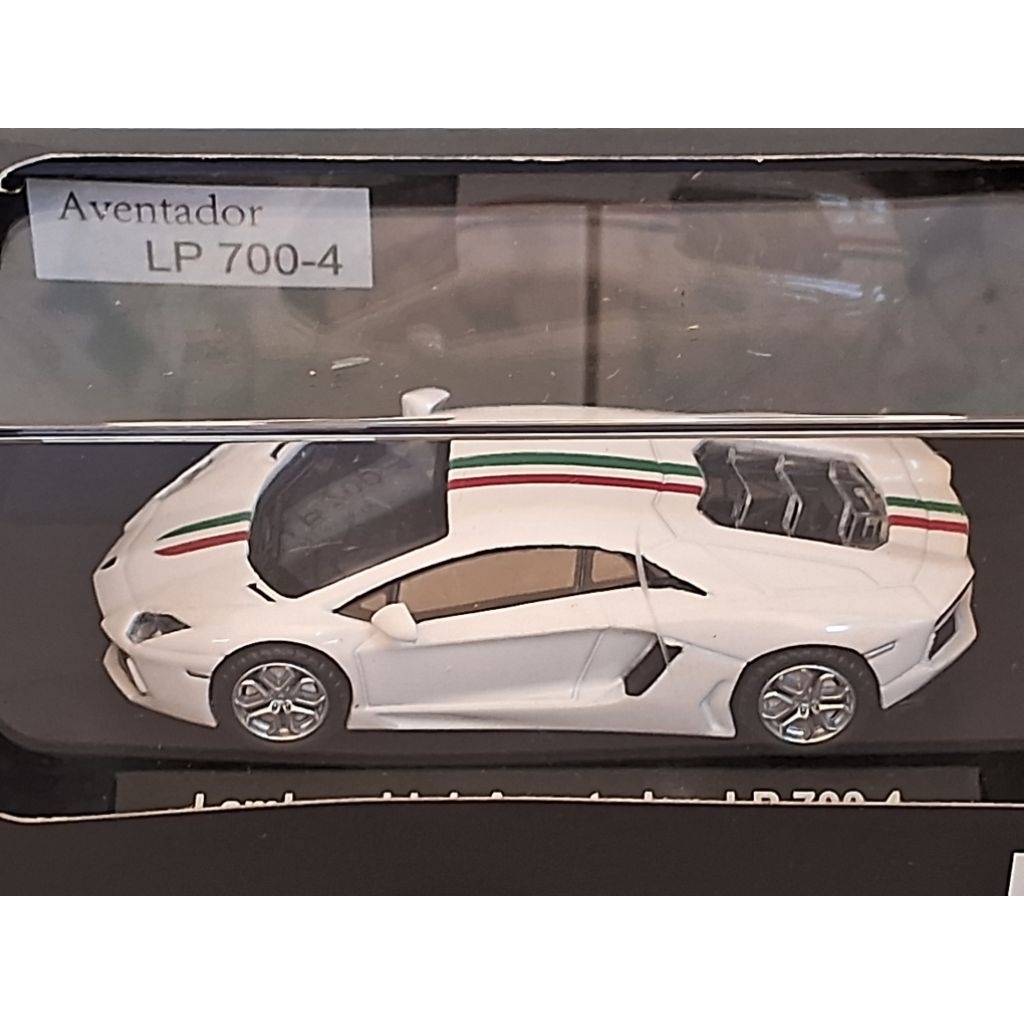 KYOSHO OEM 1/64 - LAMBORGHINI AVENTADOR LP 700-4 ITALIAN FLAG
