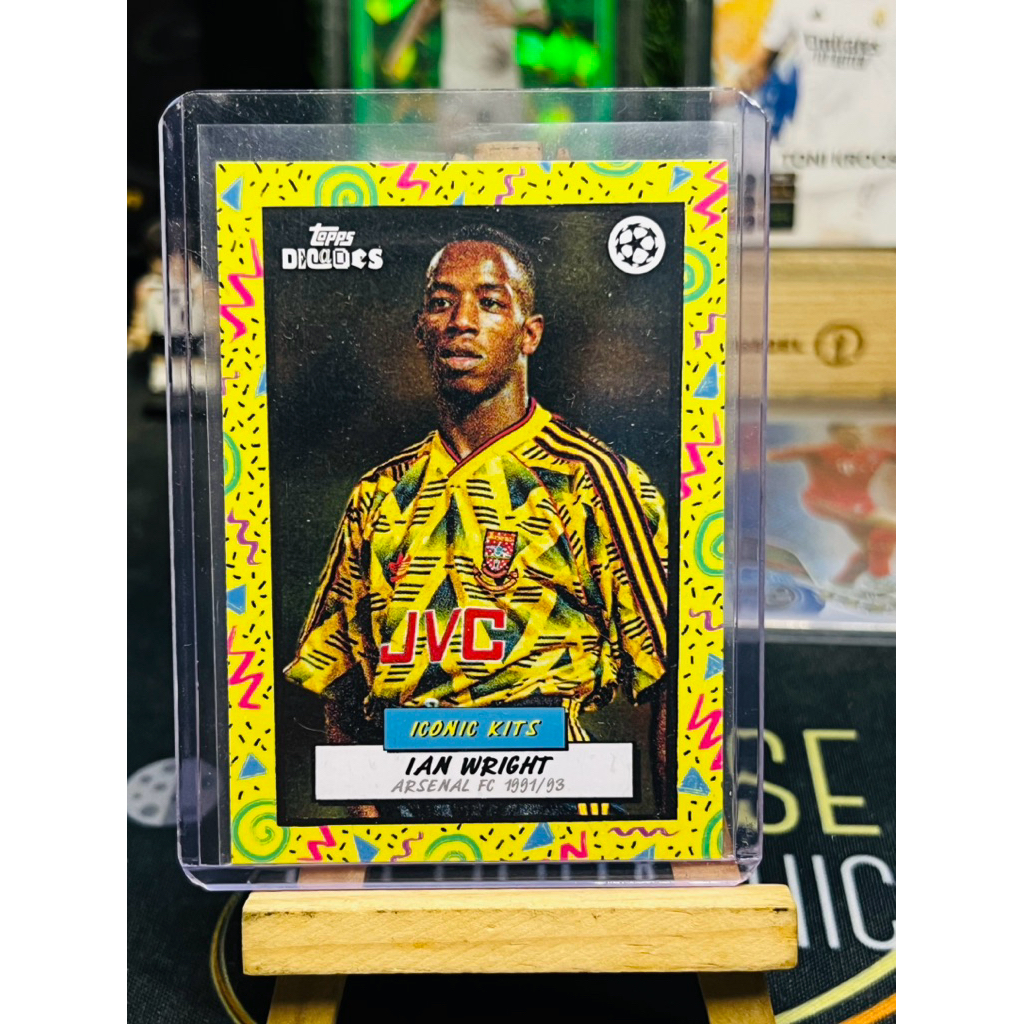 Ian Wright Arsenal Iconic Kits Topps Decades 2023/24 การ์ดฟุตบอล