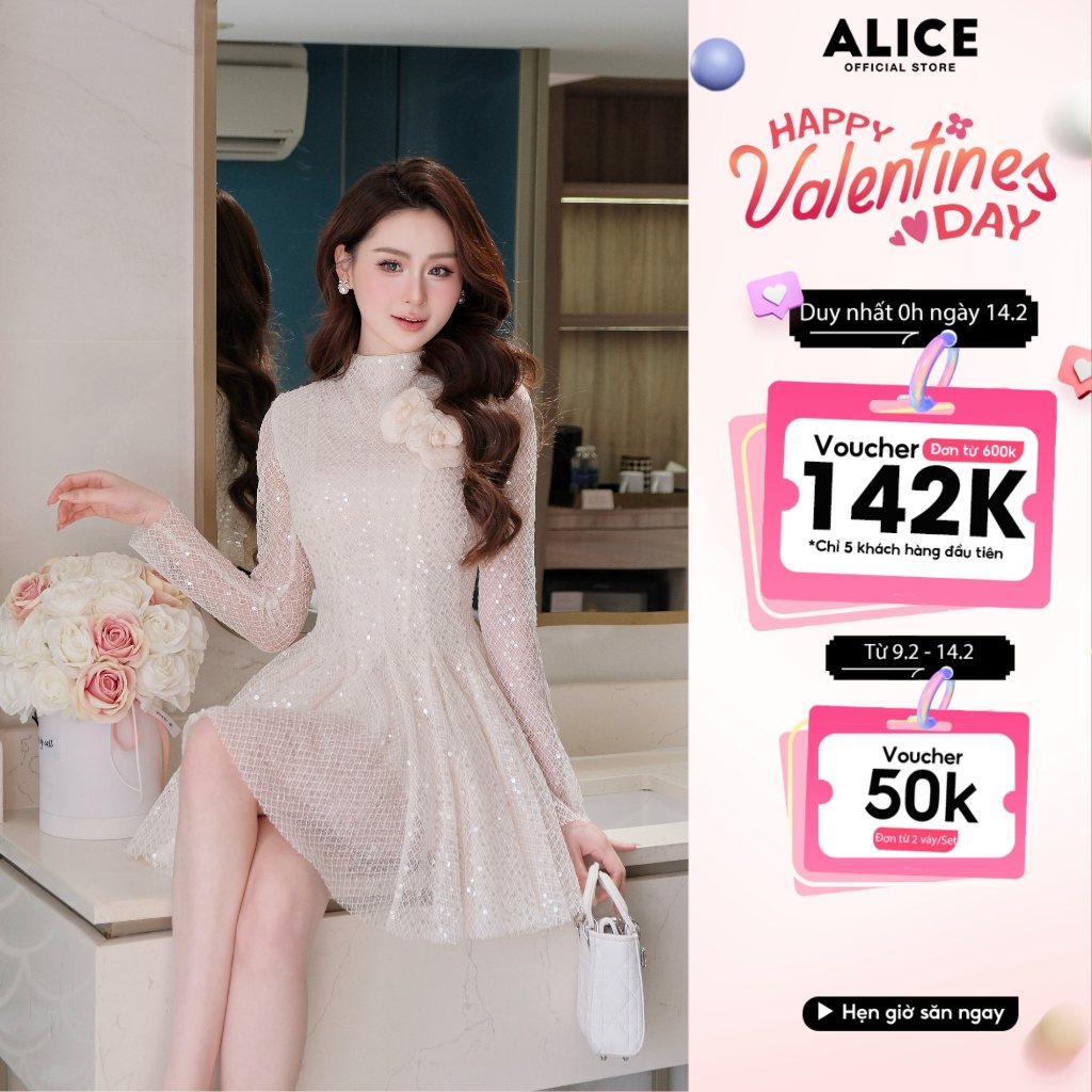 บน อลิซ หรูหรา งานสังสรรค์ ชุด ทําจากลูกไม้ปักเลื่อมและซับในผ้าไหม, ชุดเดรสสั้นคอเต่า, ดอกไม้นูนหน้า