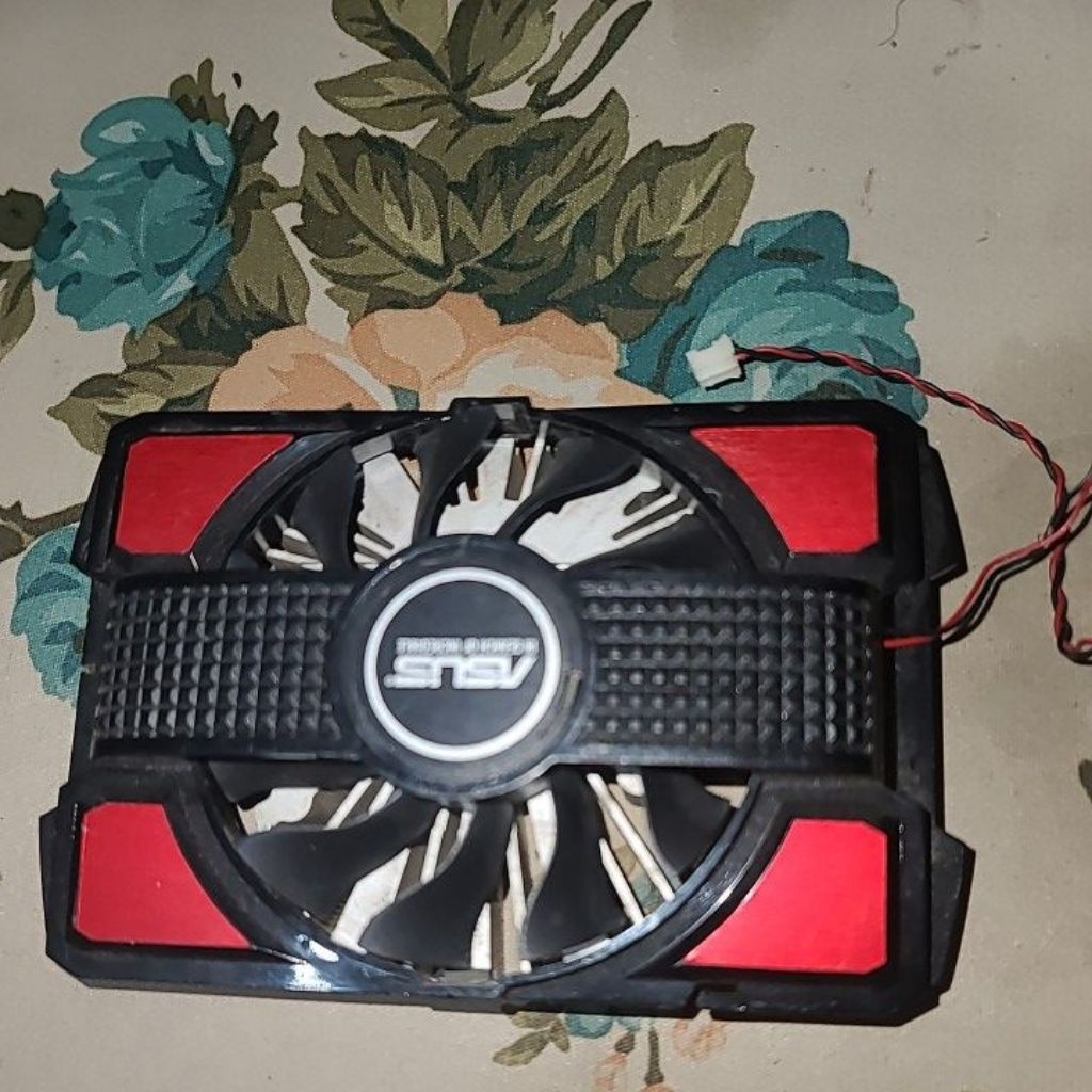 Gt630 พัดลมถอดได้ vga ตามภาพ