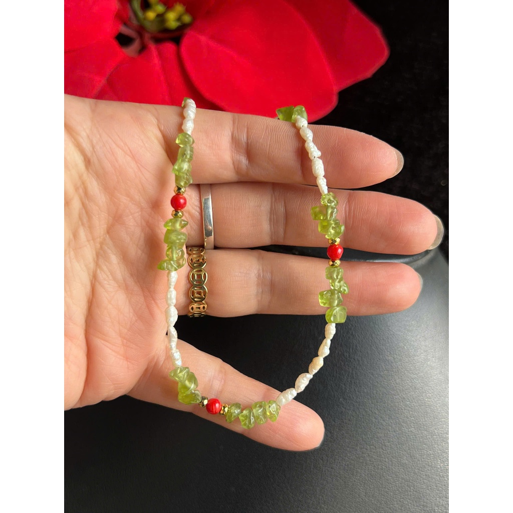 สร้อยคอมุกแท้ 1 อัน ทรงข้าว และน้ําจืดผสมพี.ริ.ดอทดิบ ยาว 47 ซม. พร้อมล็อคถั่ว หรือ OT ญี่ปุ่น