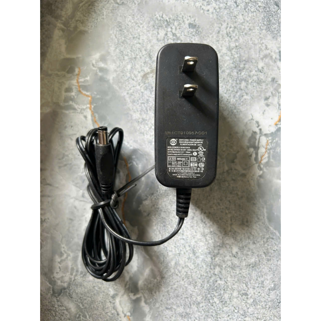 อะแดปเตอร์แปลงไฟ 12V 1.5A จากยี่ห้อ INTERTEK ITE ใช้สําหรับแท่นฮาร์ดไดรฟ์ ตัวส่งสัญญาณ wifi กล้อง