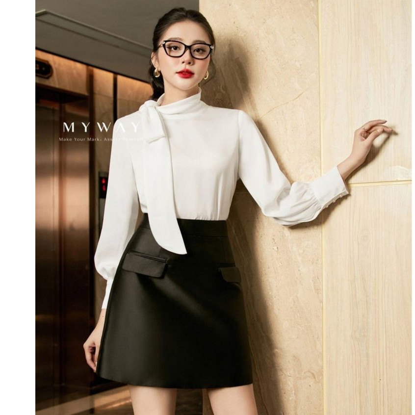 MY WAY เสื้อเชิ้ตผ้าไหมคอปกโบว์และแขนพัฟ 2MA03110 ผู้หญิงด้านบน