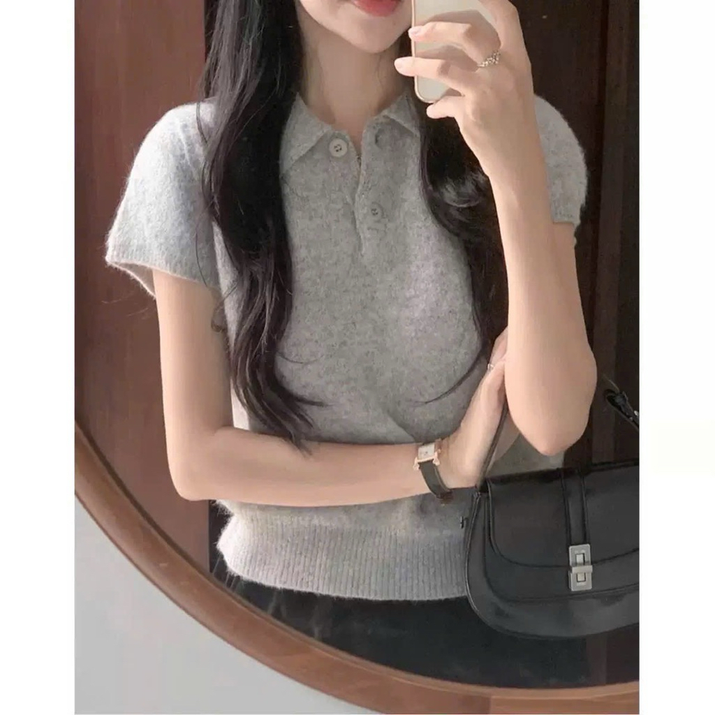 TMT HOUSE เสื้อสเวตเตอร์ครอปคอปกบัวแขนสั้นสุดหรู