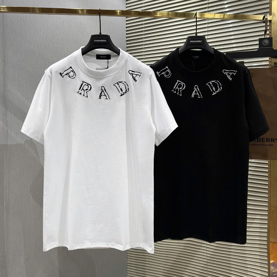 PRD เสื้อยืดปักตัวอักษรรอบคอและโลโก้โลหะเรียบง่ายด้านหลัง - เสื้อยืดคุณภาพ Super street สําหรับผู้ชา