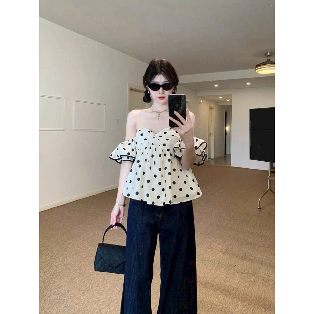 ชุดเสื้อทวิสอกลายจุดแขนตกหลังยางยืดรวมกับยีนส์สีน้ําเงินเข้ม HT620 พร้อมรูปสินค้าจริง