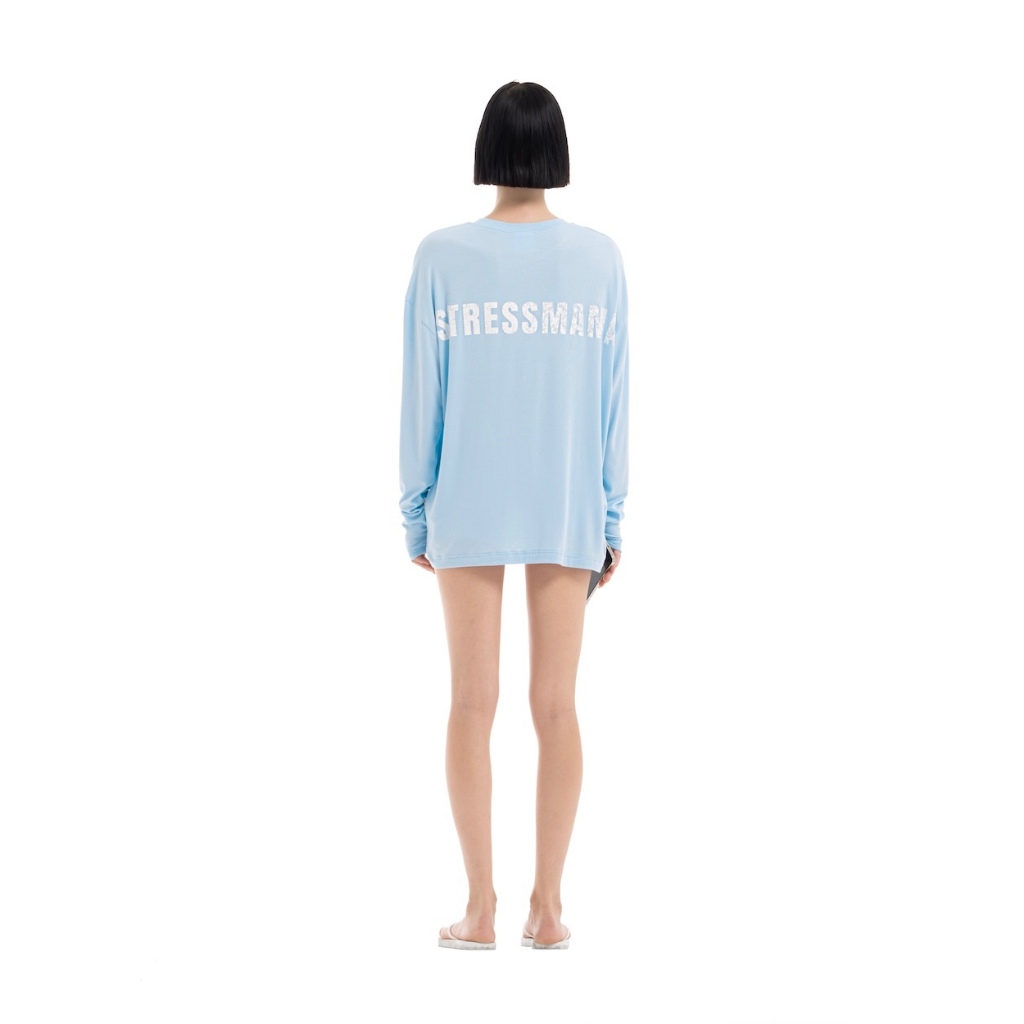 STESSMAMA - FW25 HOTEL MAMA LONGSLEEVE RELAX FIT BLUE - เสื้อยืดแขนยาวสําหรับผู้ชายและผู้หญิง
