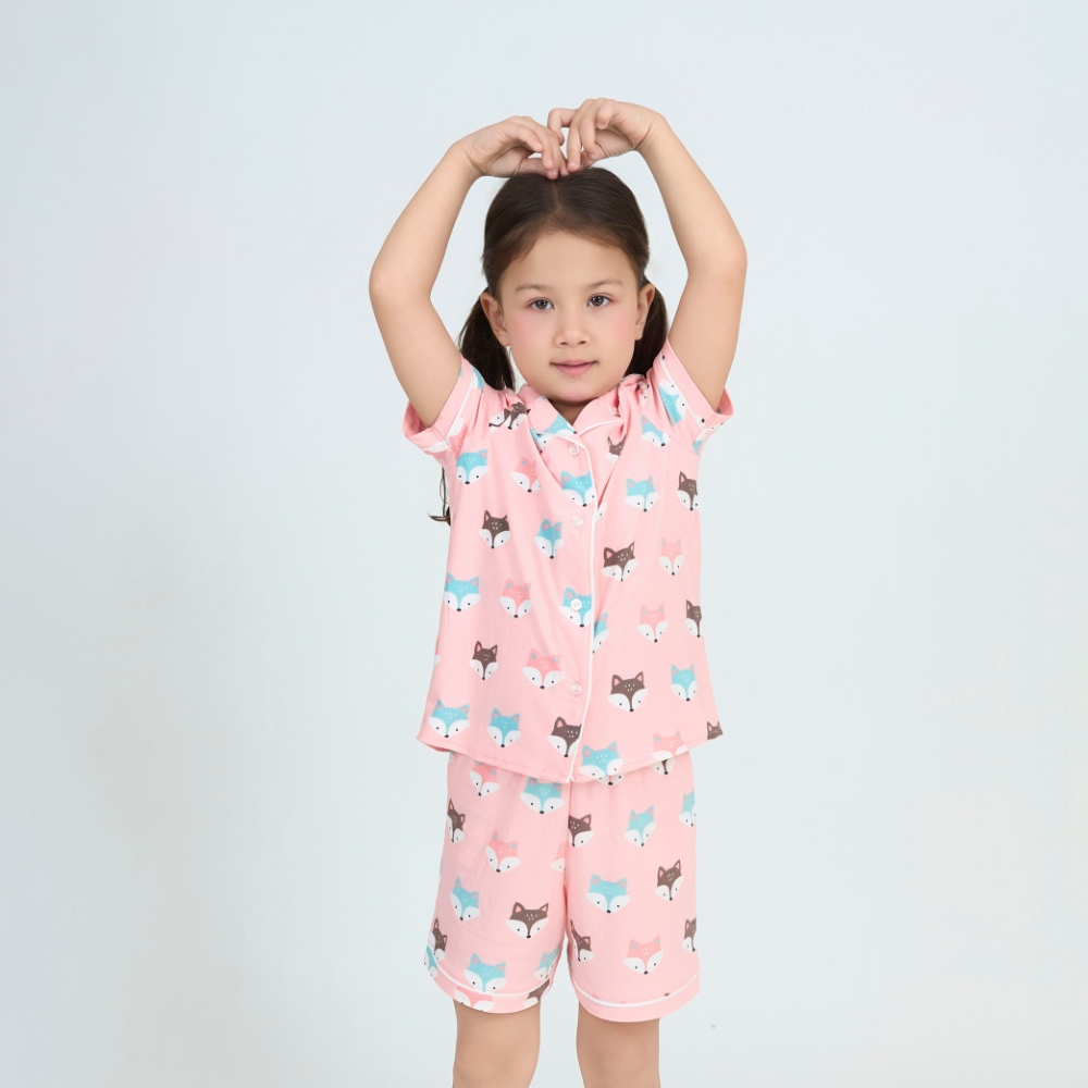 KST01W5T03-ชุดสั้นยางยืดพร้อมดีไซน์คอ PIJAMA พร้อมคูปองข้าง BRINGS เป็น PRETTY และ ACTIVE