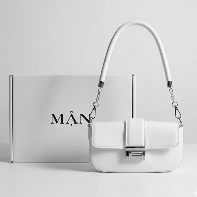 Plum - Plum Slim Chic กระเป๋าสีขาว, กระเป๋าหนัง PU, Compact Form, ออกไปทํางาน