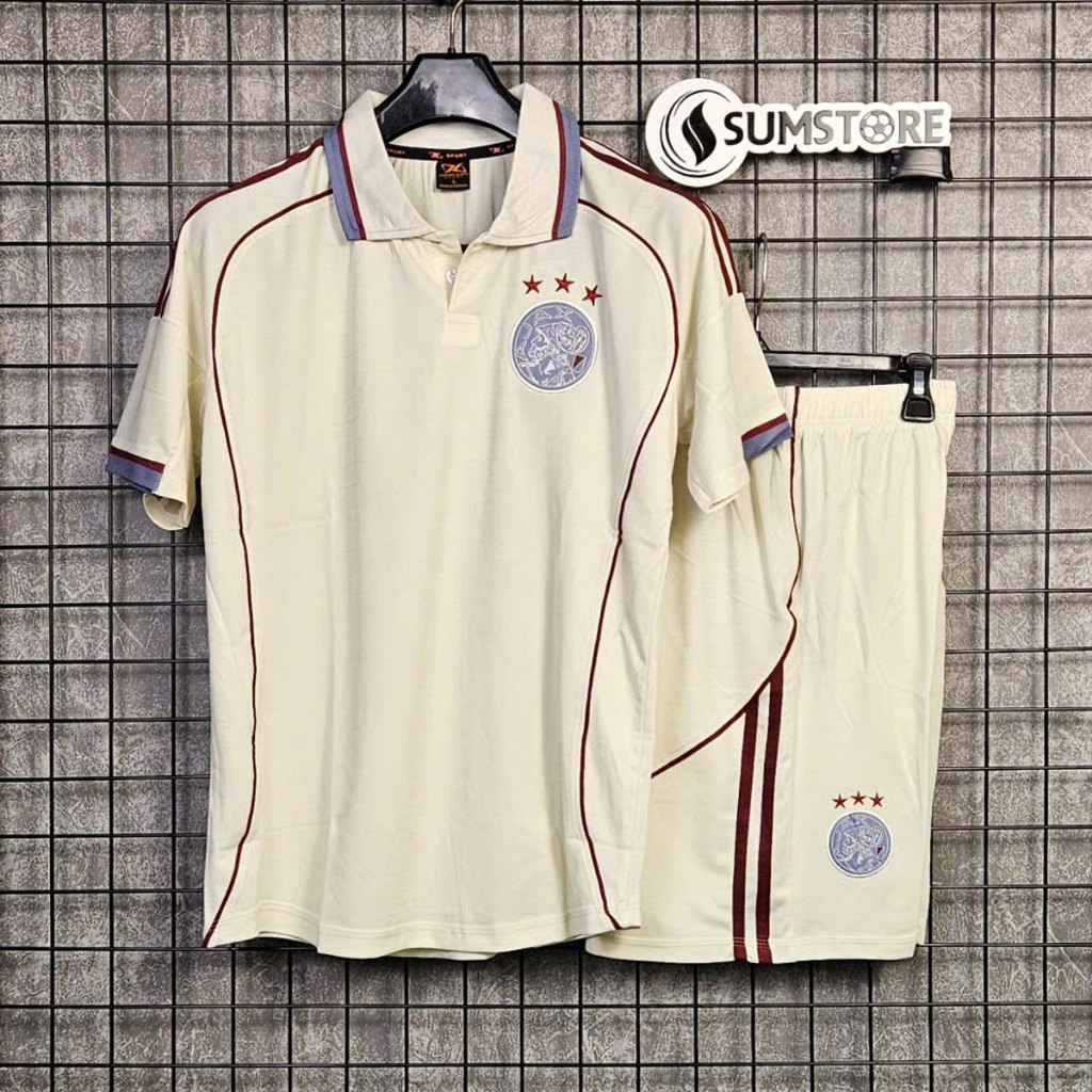 เสื้อฟุตบอล Ajax Amsterdam สีครีมคุณภาพสูง - เกียร์ฟุตบอลที่สวยงาม