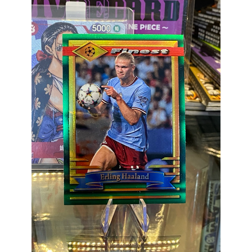 [การ์ดแข็ง] Erling Haaland Topps Finest 2022-23 Player Card (C1 Champion Season)