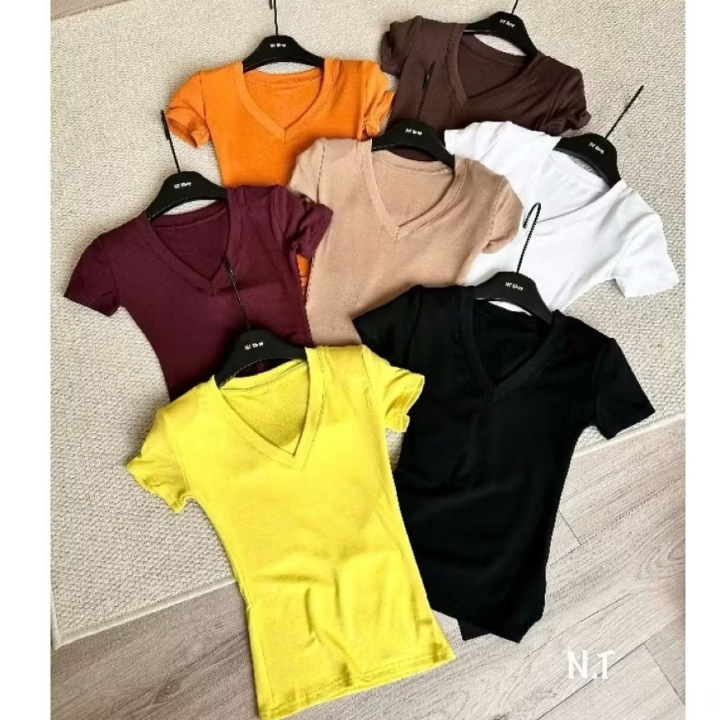 เสื้อยืดสีพื้นคอหัวใจแขนสั้น FROM GOODS QCL1 MS20019