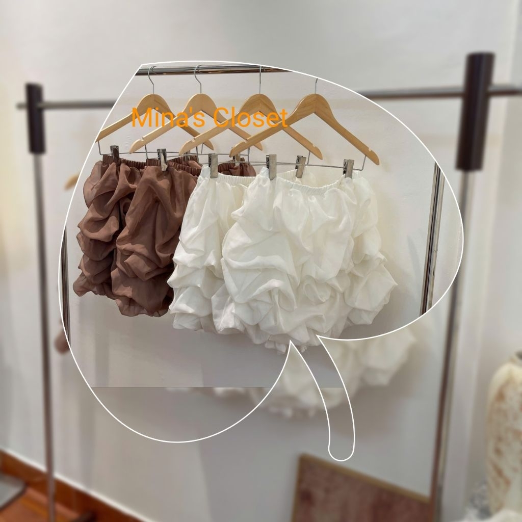 Minas Closet - เสื้อจับจีบเกาะอกสไตล์เลดี้