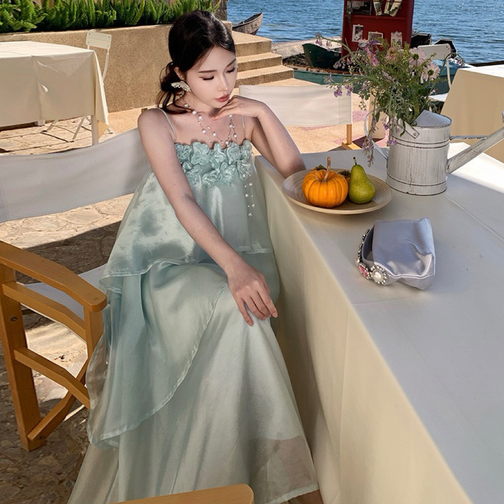 Lizz studio M888 เดรสยาวสองชิ้นแต่งดอกไม้ไปทะเล