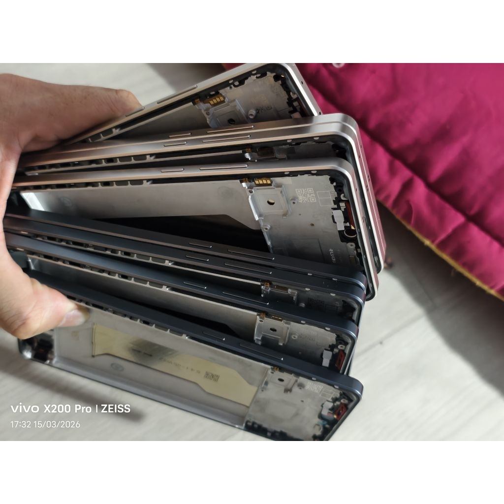 ใหม่ของแท้หน้าจอรองรับกรอบกลางสําหรับ Iqoo z10turbo/ z10turbo pro/ z10 turbo pro plus