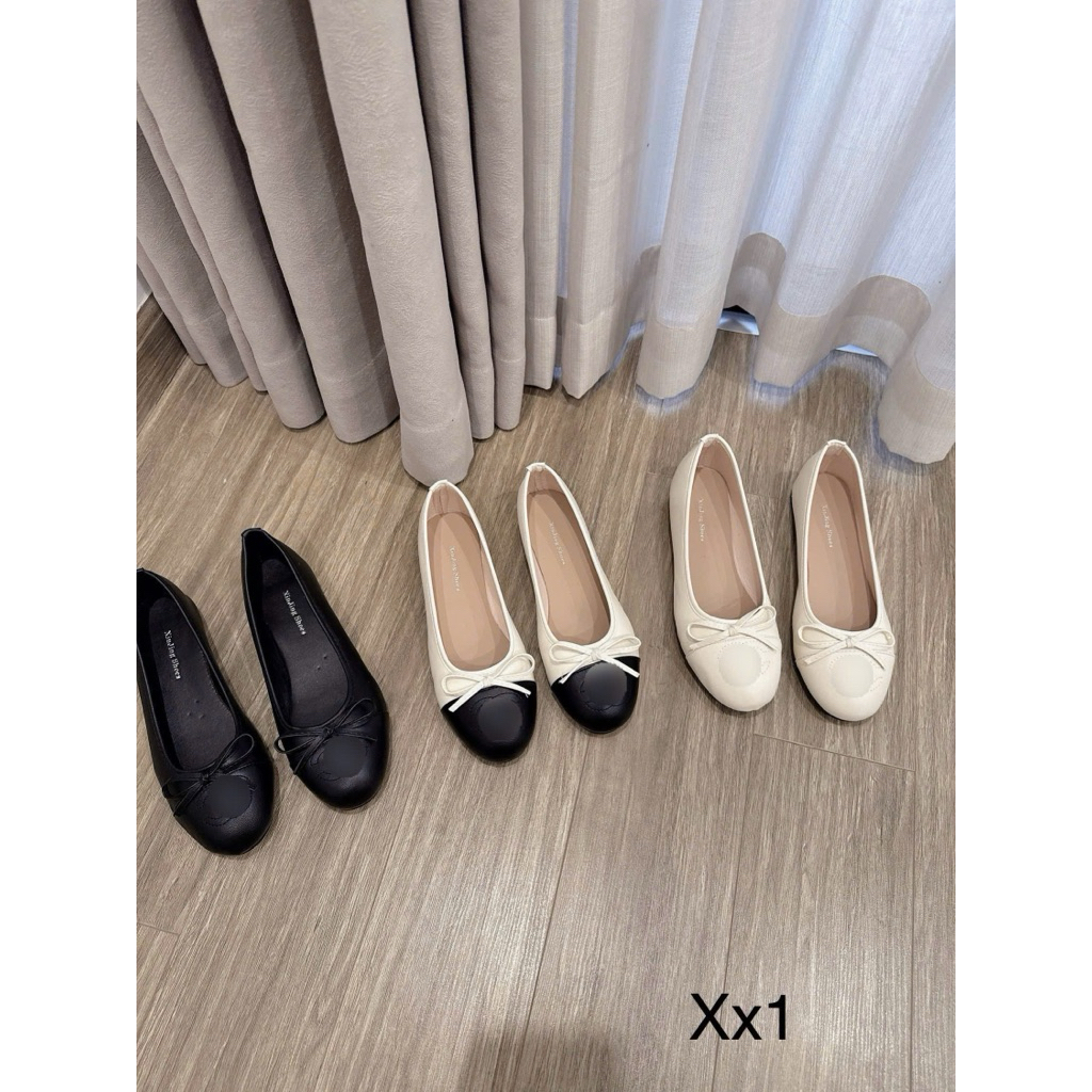 รองเท้าส้นแบนหนังเรียบปัก Xx1