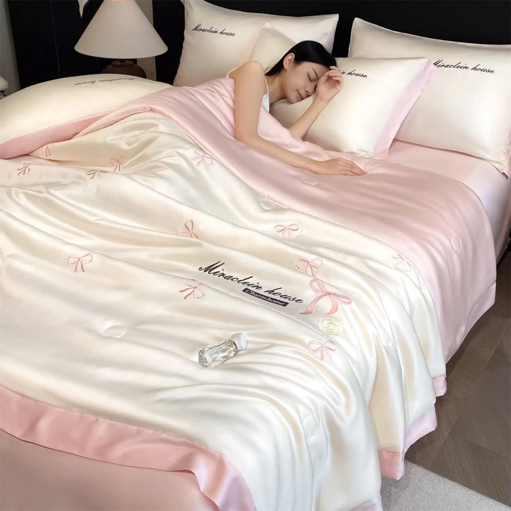 ชุดเครื่องนอนผ้าไหม 4 ชิ้น ปักลาย thumbnail 8