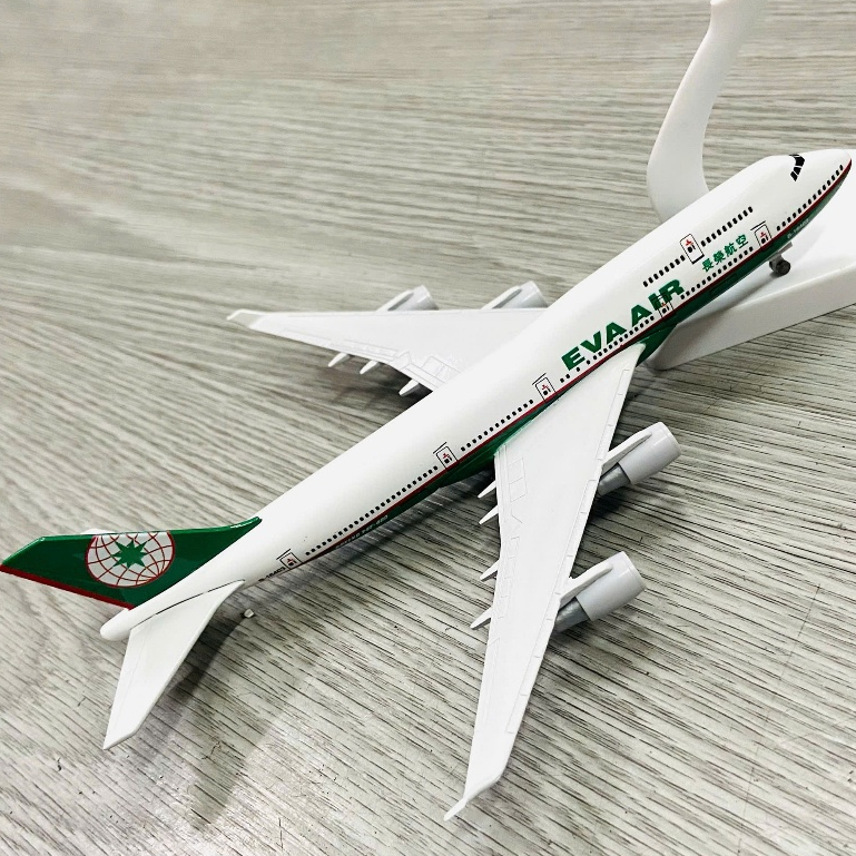 BOEING B747-400 AIRCRAFT MODEL TAIWAN Airlines "EVA AIR" ล้อร่างกายคุณภาพสูง