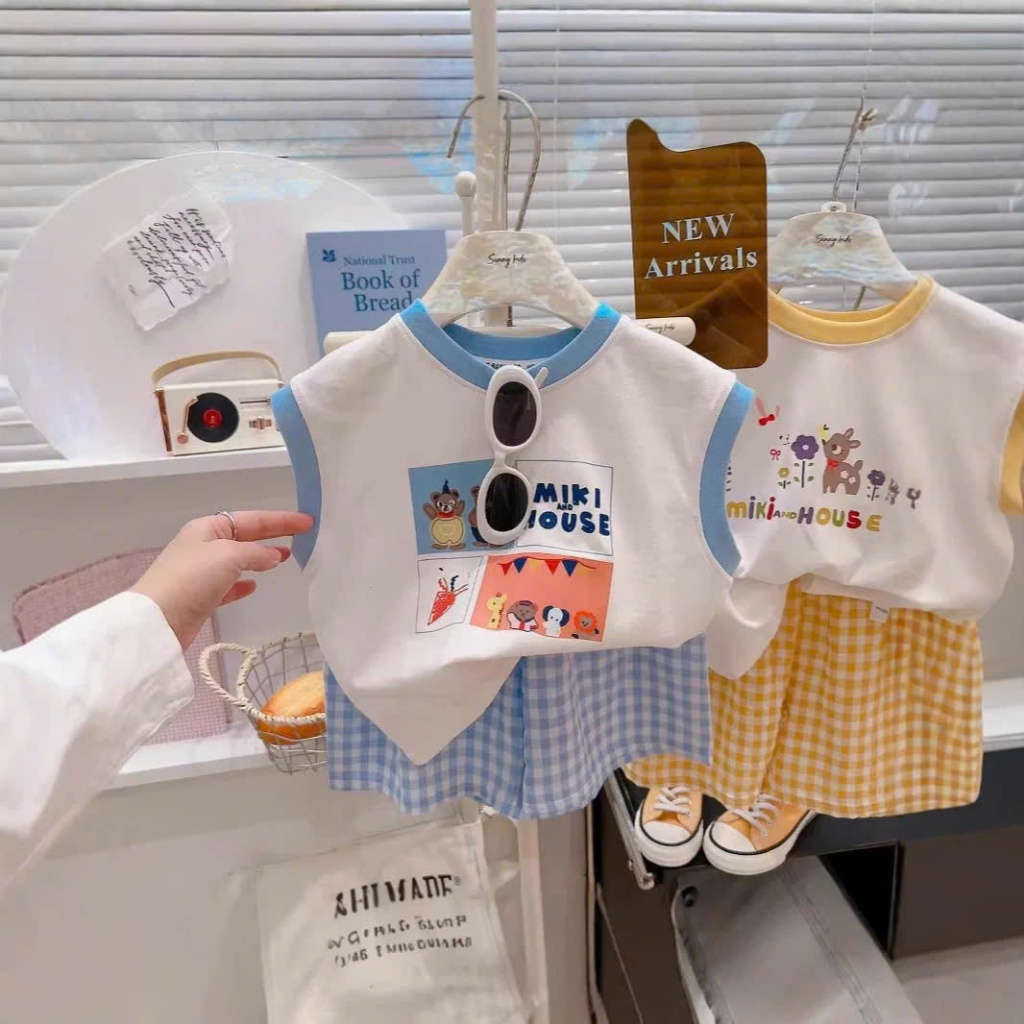 ชุดเสื้อผ้า Miki House พร้อมกางเกงลายทางน่ารักสําหรับเด็กชายและเด็กหญิง 8-18kg