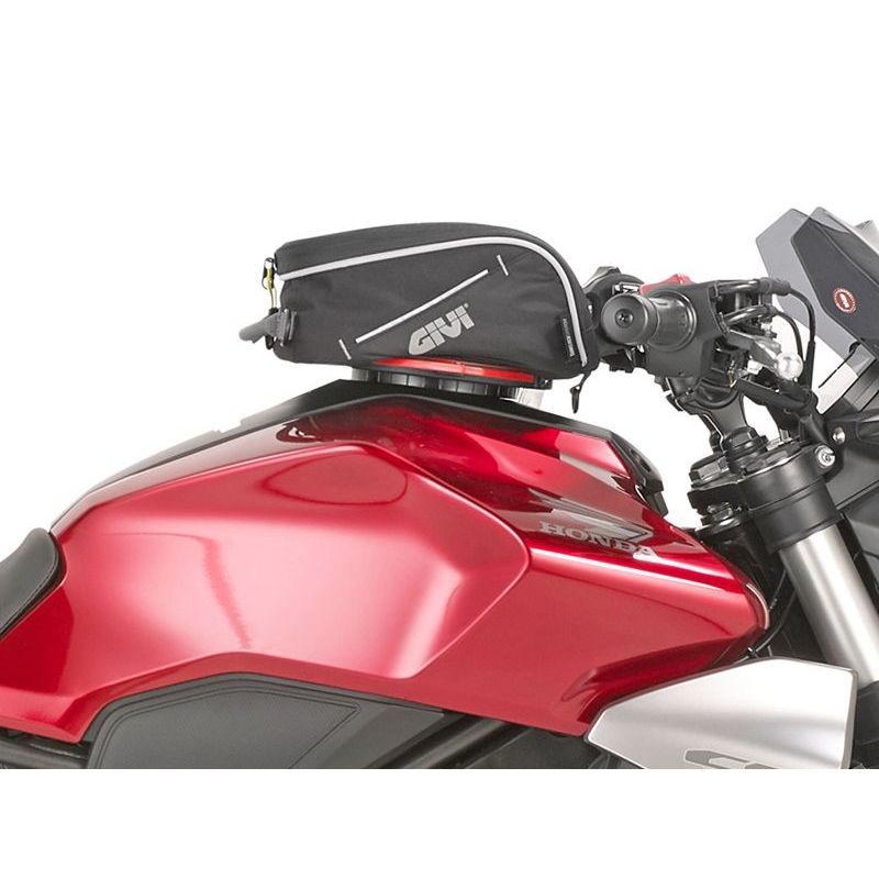 Combo กระเป๋า Tanklock คละสี พร้อมชุด Givi pat สําหรับ Honda CB125R / CB250R / CB300R - ของแท้