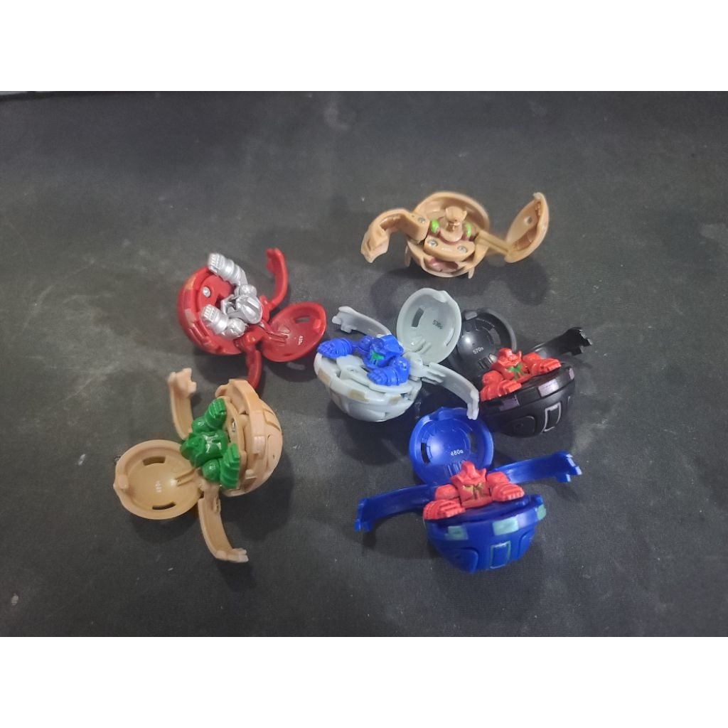 [ของแท้] Bakugan Gorem ทุกชนิด