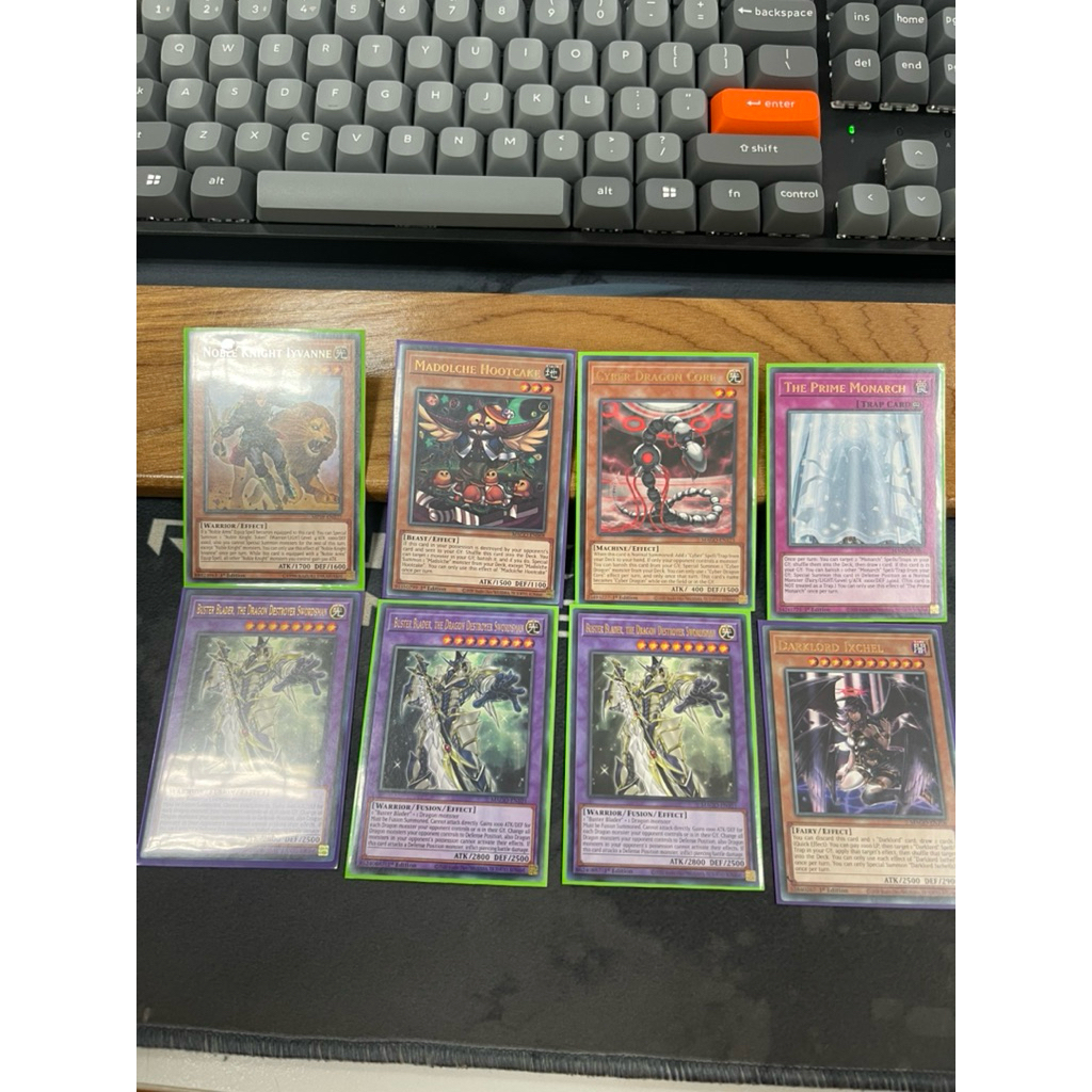 การ์ด Yu-Gi-Oh - Yu-Gi-Oh 8-Card Combo - MAGO-EN106-EN068-EN123-EN093-EN101 - MP19-EN222- Konami ของ