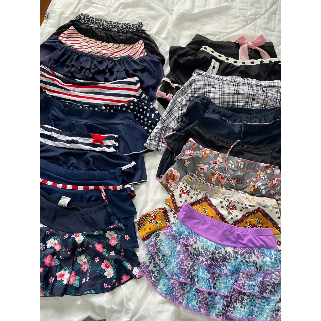 Size XS S เดรสว่ายน้ํา บิกินี่เกาะอก ชุดไปทะเลฤดูร้อนเท่ๆ มือสอง y2k thrift vintage