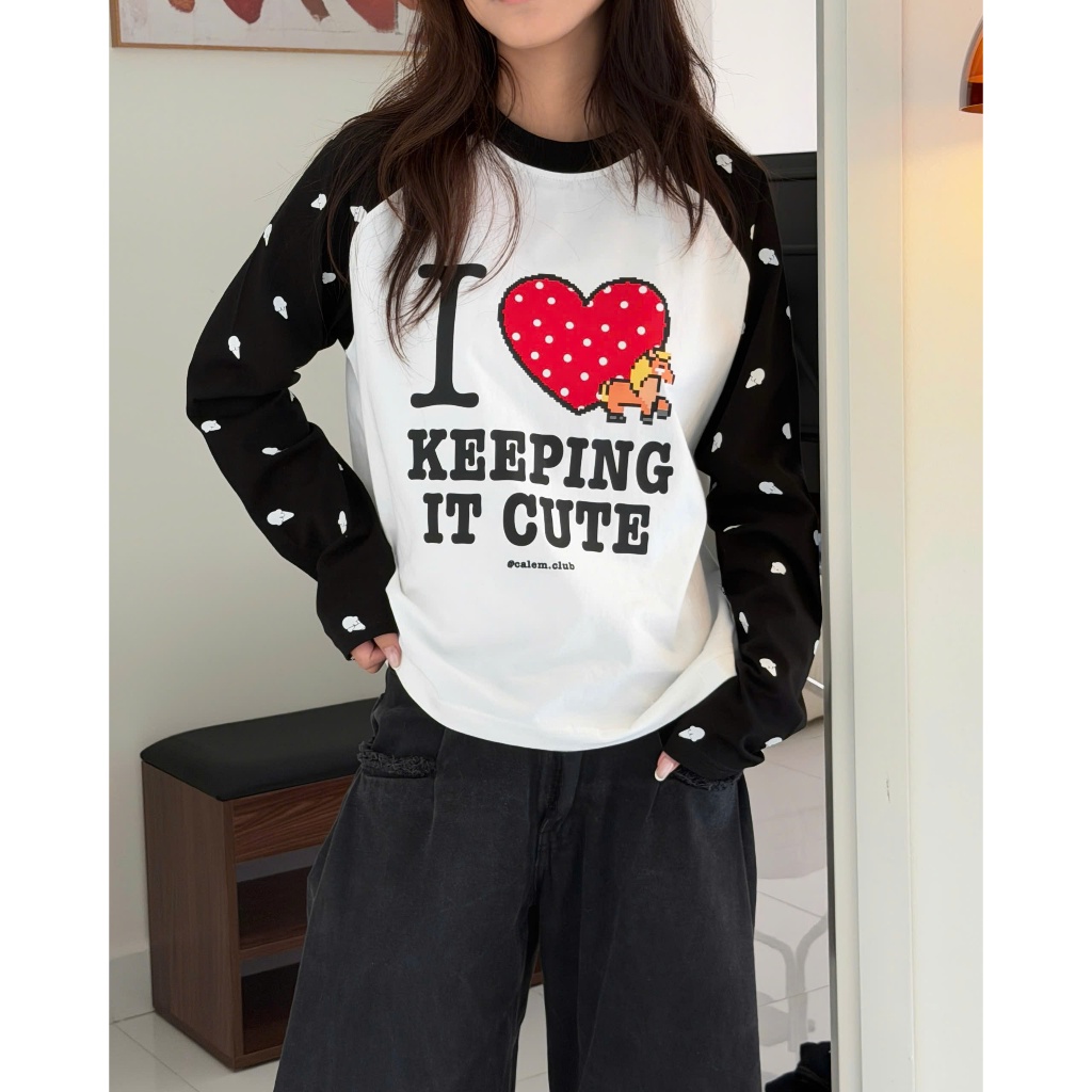 Calem Club- Raglan Keeping It เสื้อยืดแขนยาวน่ารักทรงหลวมสําหรับผู้ชายและผู้หญิงผ้าฝ้าย 230gsm เย็น ราคา ถูกที่สุด ดีลบีเคเค แกลเลอรีภาพที่ 5
