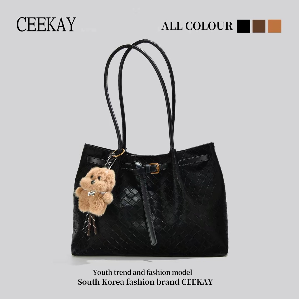 กระเป๋าโท้ตผู้หญิงพื้นฐานหรูหราพร้อมเครื่องรางหมีน่ารัก CEEKAY