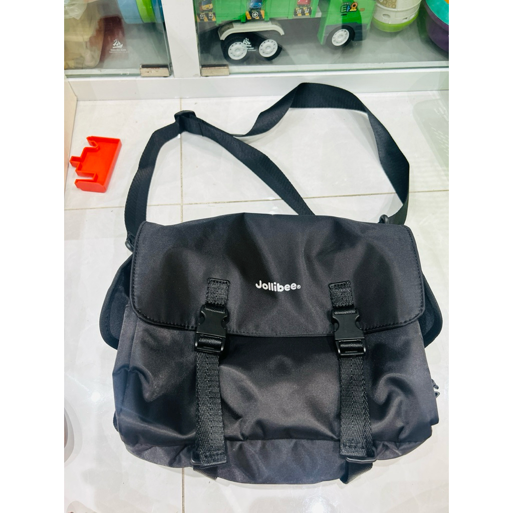 กระเป๋ากล้อง Jolibee ขนาด: 25x20x10cm (มีชั้นกันกระแทกด้านใน)