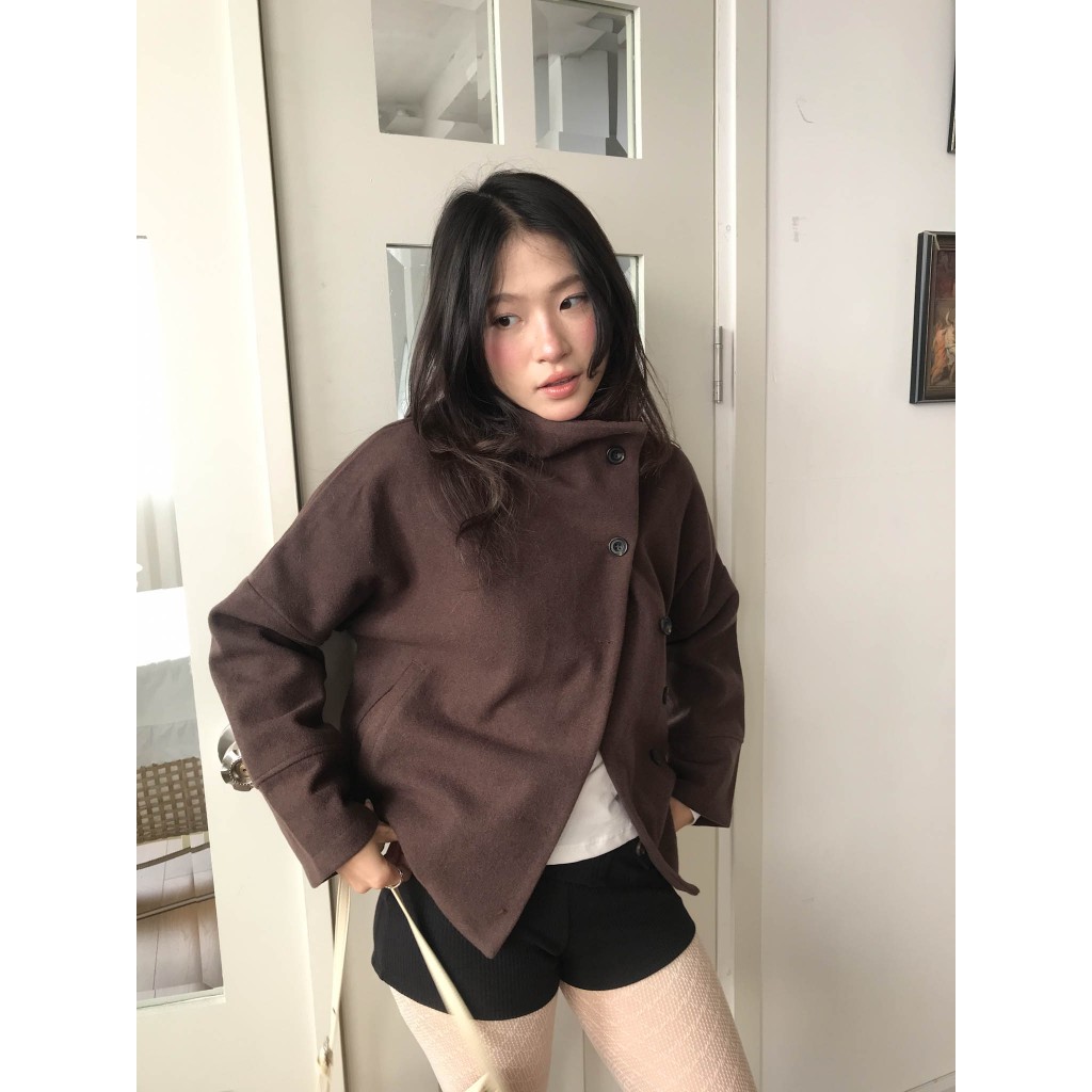 Moodie - AMANDA JACKET - เสื้อแจ็คเก็ตราตรีติดกระดุม